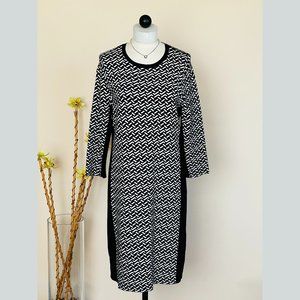 EUC J.McLaughlin Black and White Sweater Dress Size XL